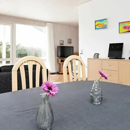 6 Person Holiday In Harbo Re Harboor
