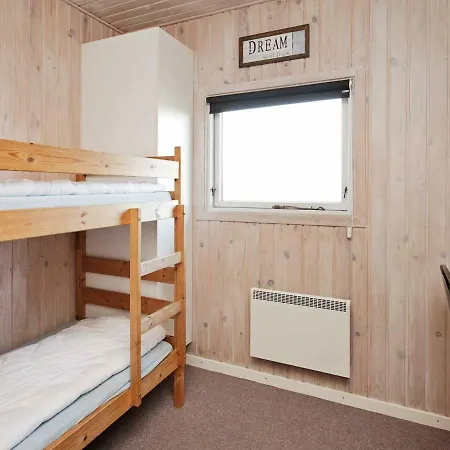 Holiday home 6 Person Holiday In Harbo Re