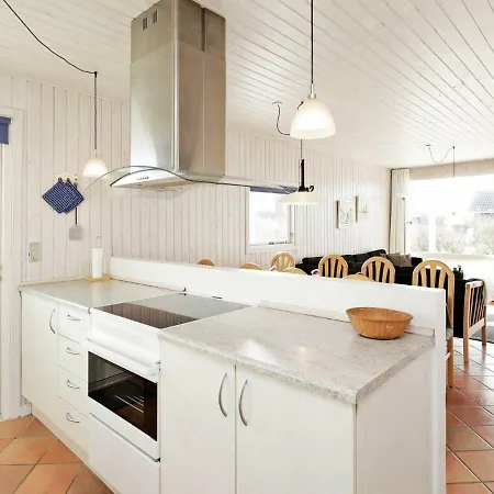 Holiday home 6 Person Holiday In Harbo Re Harboor